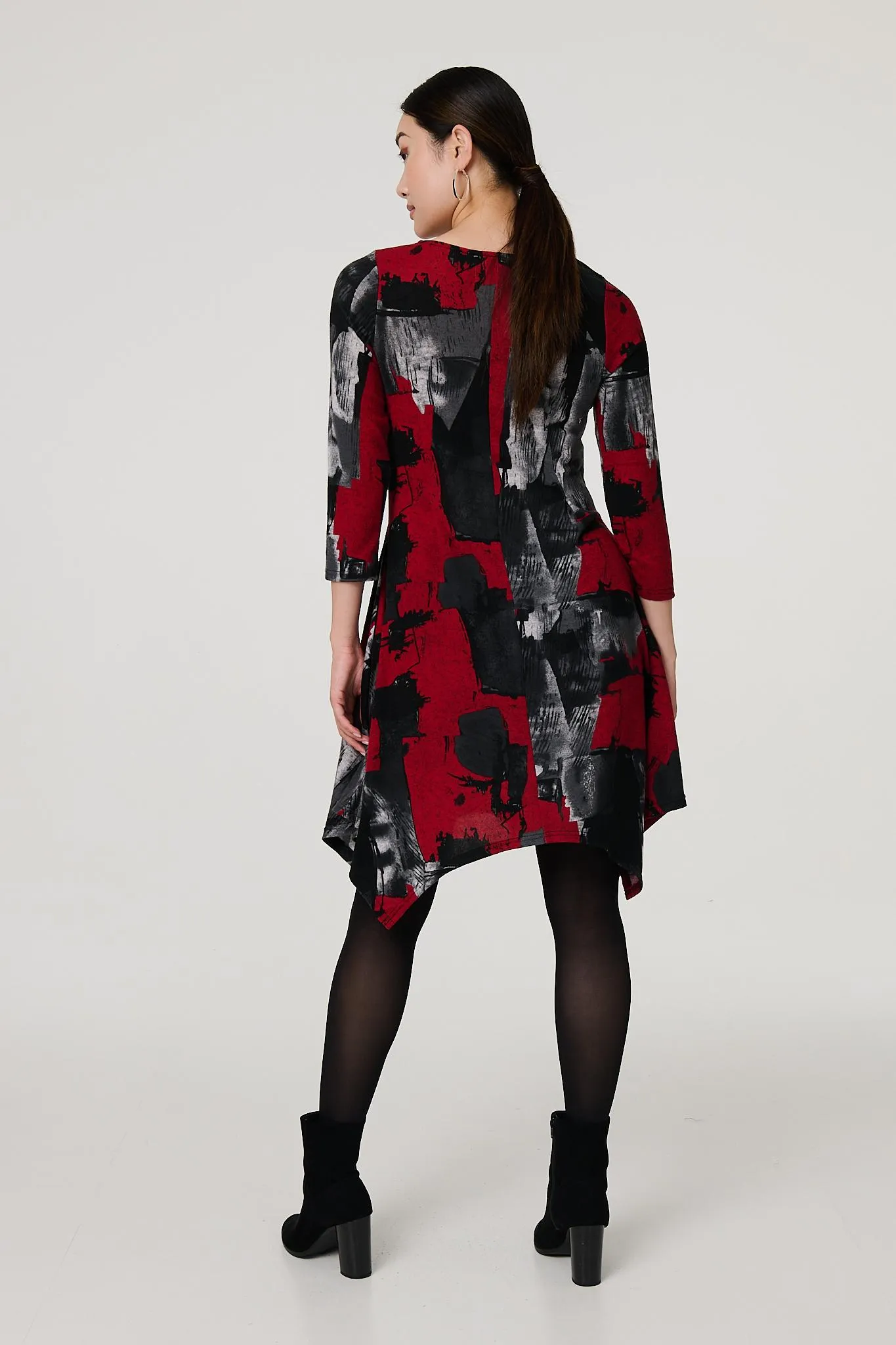 Abstract 3/4 Sleeve Hanky Hem Midi Dress