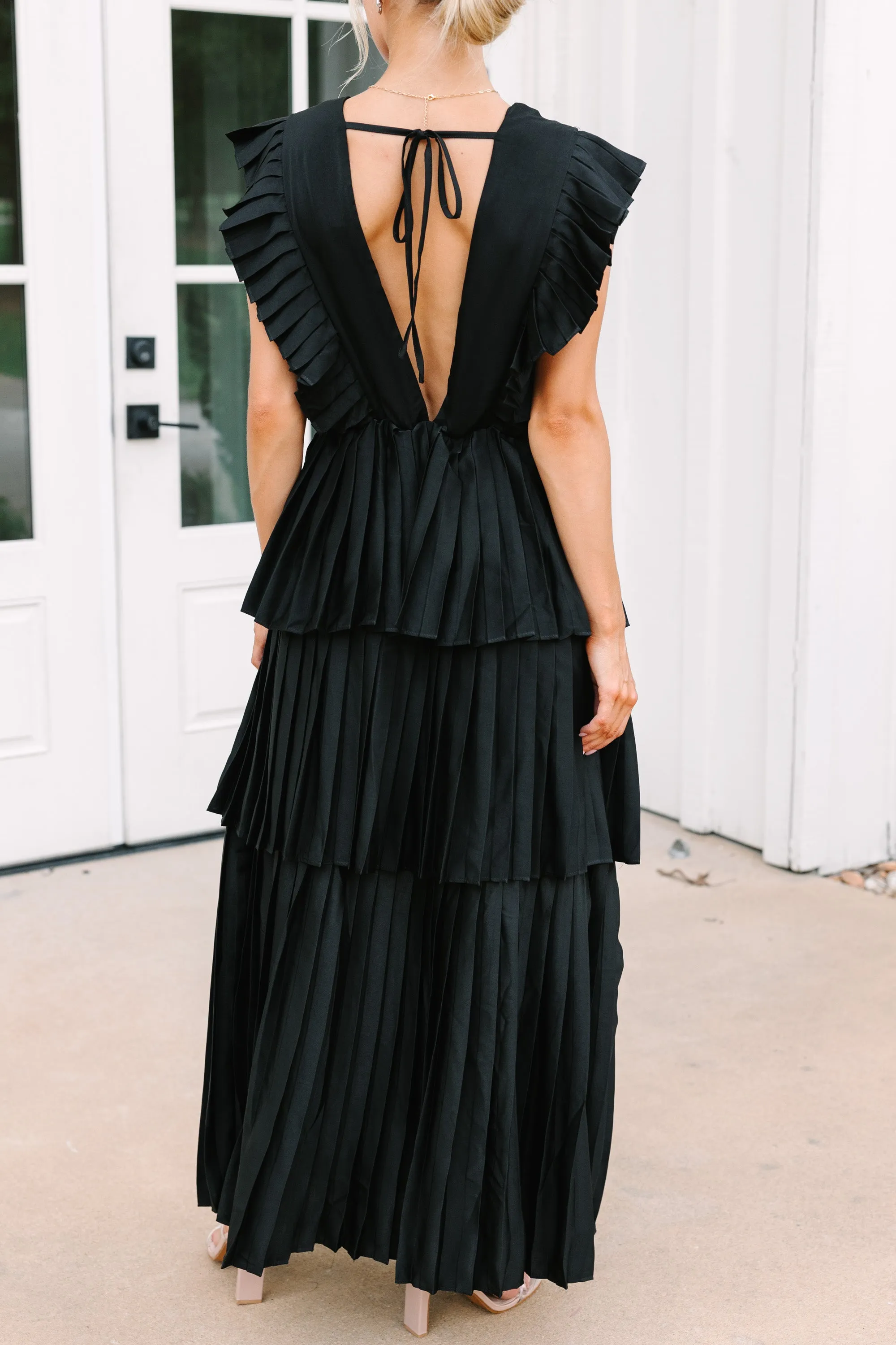 Around The World Black Pleated Maxi Dress