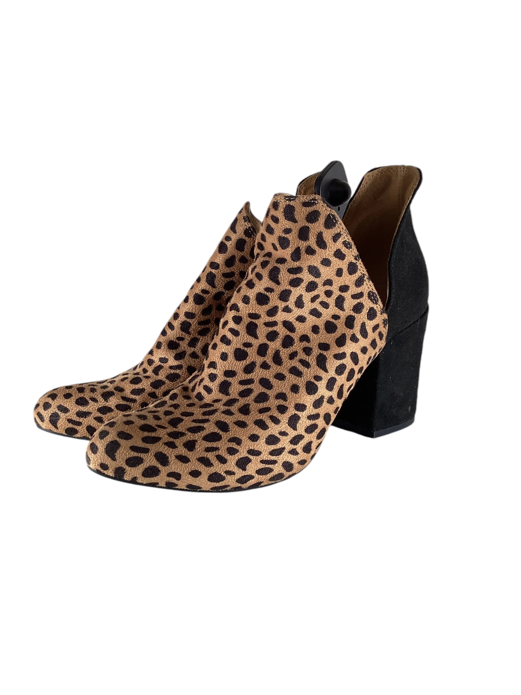 Boots Ankle Heels By Bamboo In Animal Print, Size: 6