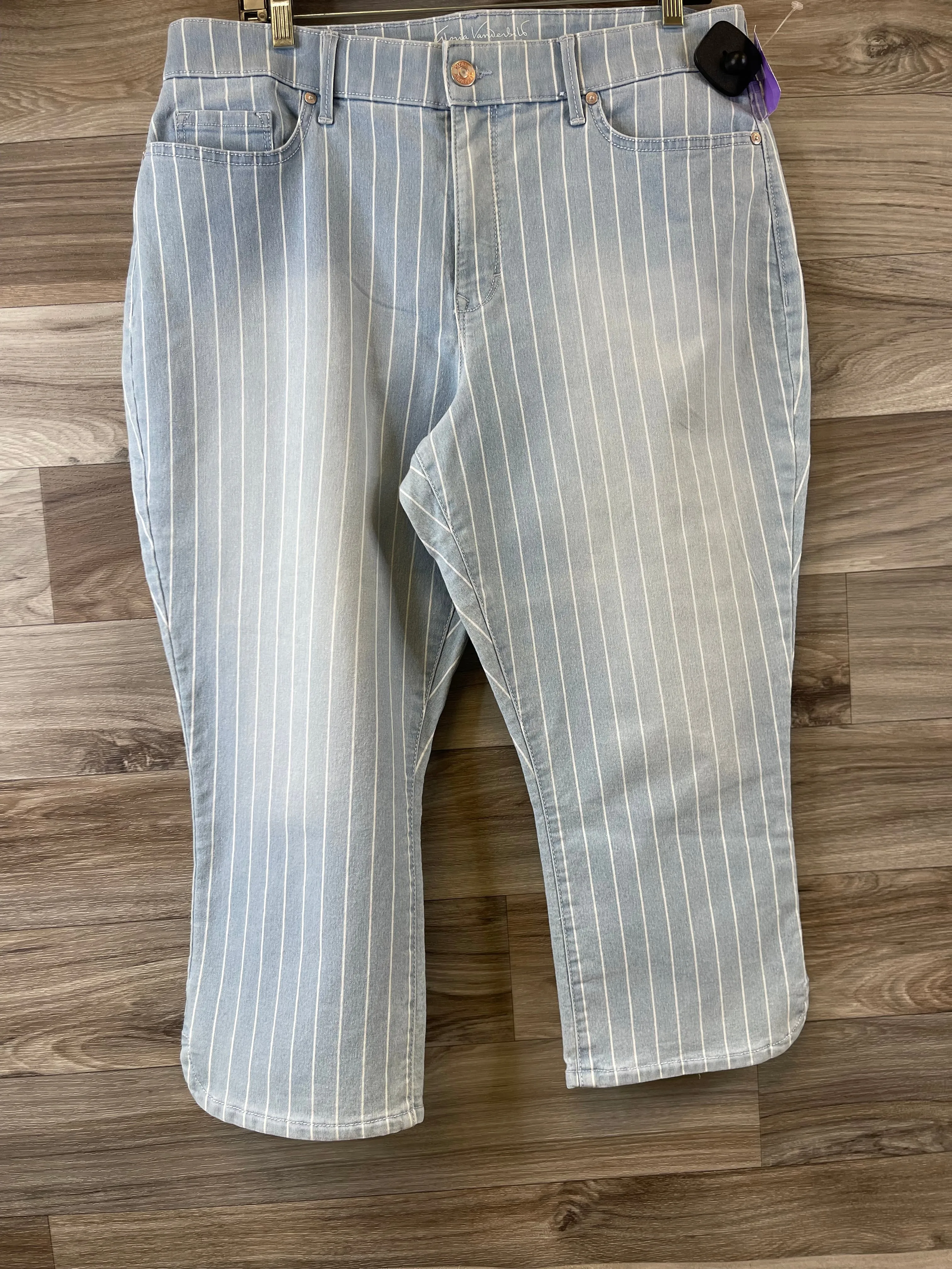 Capris By Gloria Vanderbilt  Size: 14