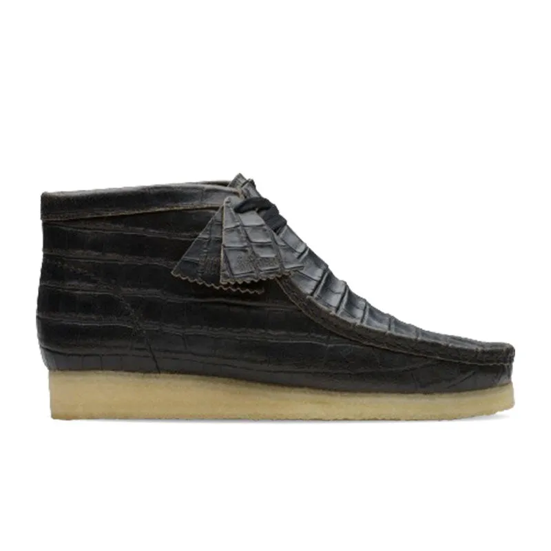 Clark Wallabee Boot Black Crocodile Distress 26179191