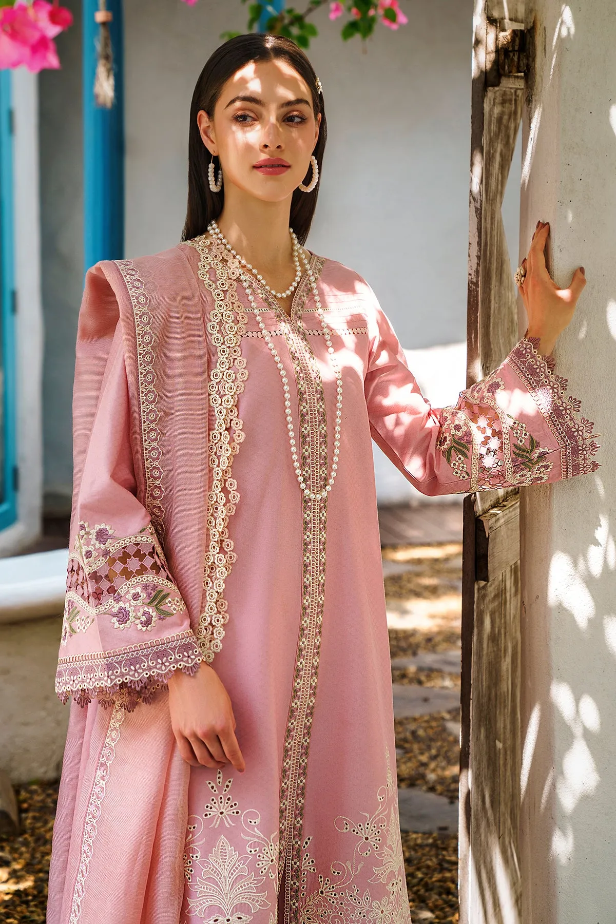 EMBROIDERED JACQUARD LAWN UF-561