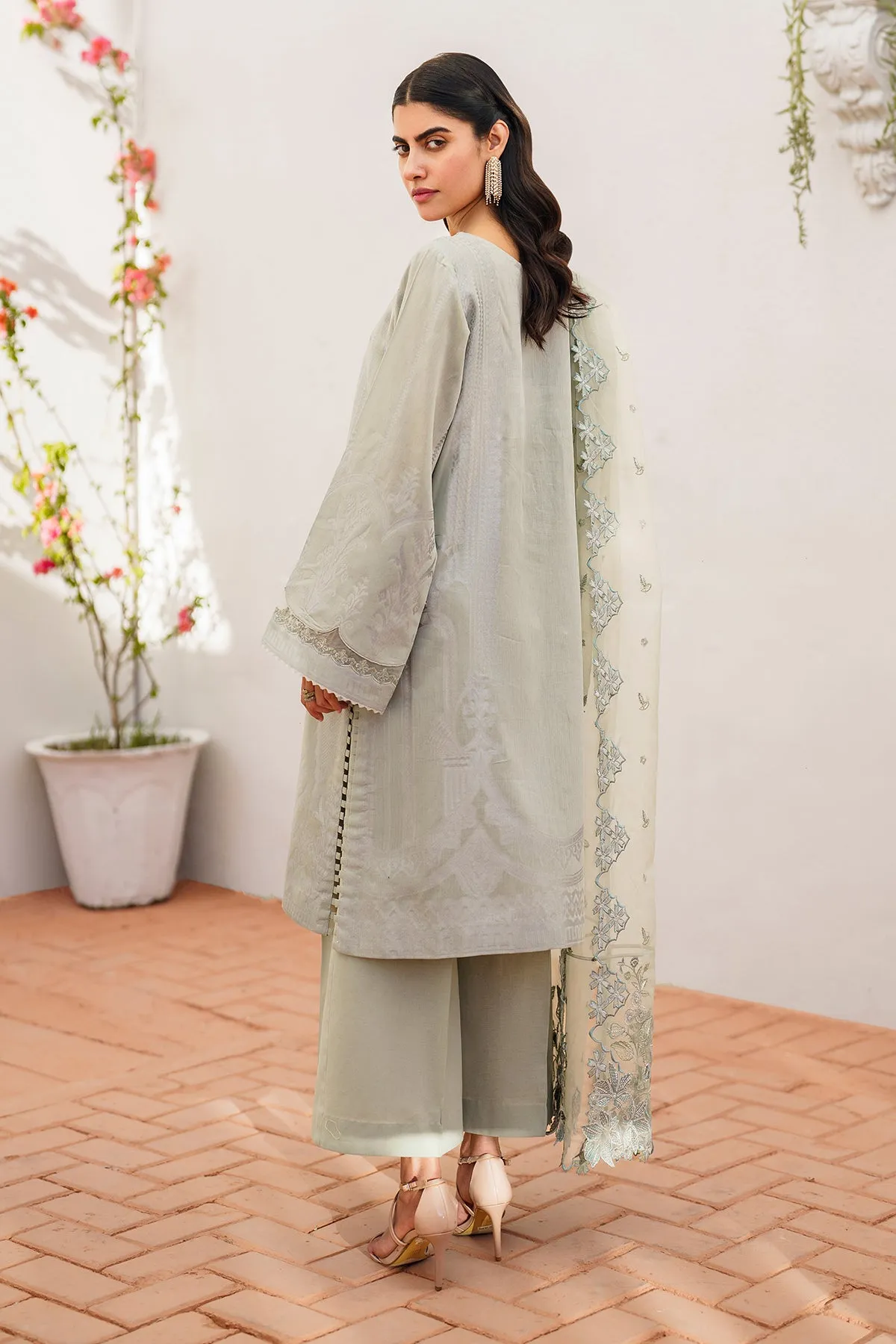 EMBROIDERED JACQUARD LAWN UF-635