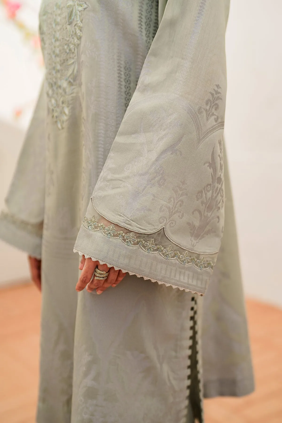 EMBROIDERED JACQUARD LAWN UF-635