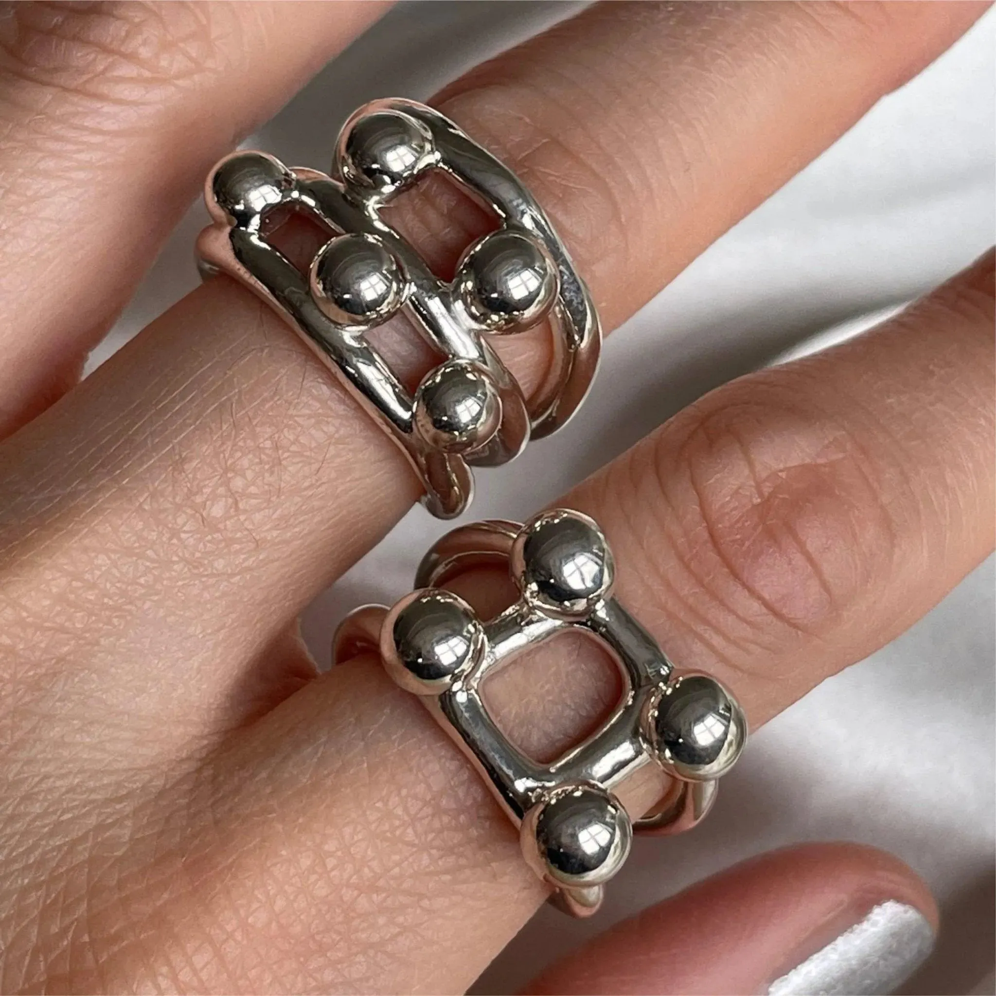 Four Sphere Ring