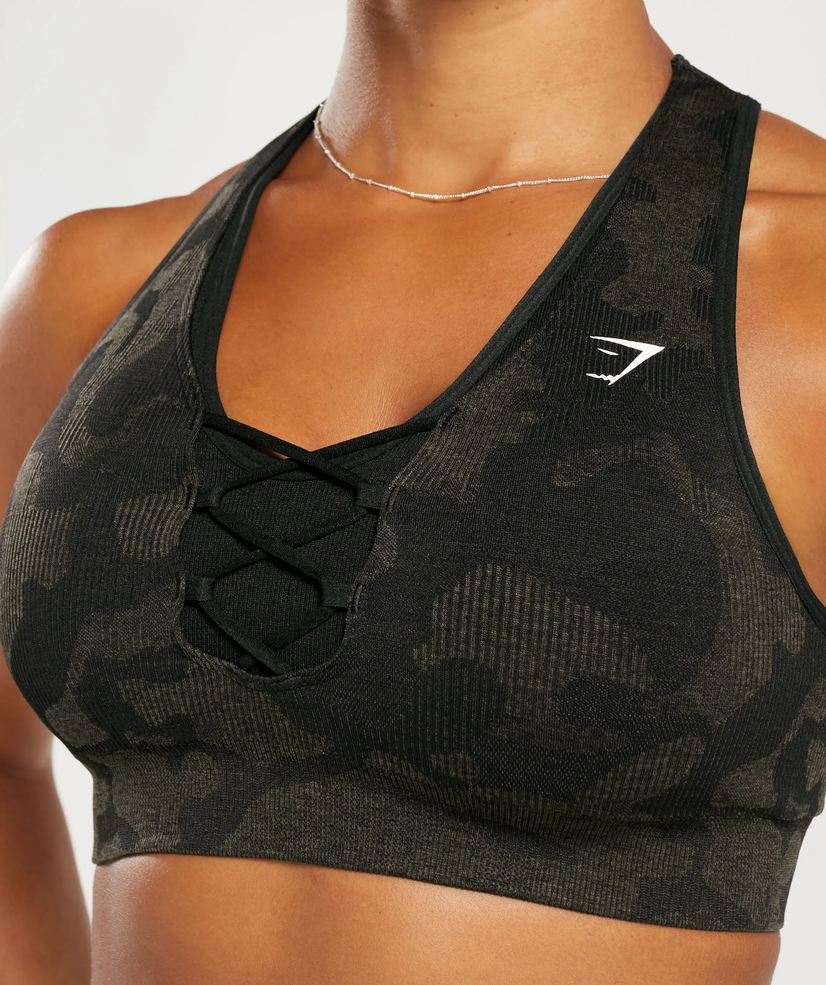 Gymshark Adapt Camo Seamless Ribbed Sports Bra - Black/Camo Brown