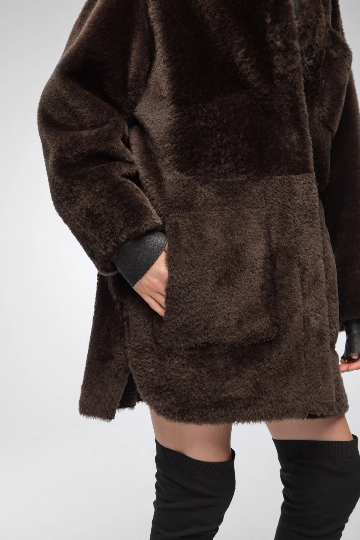 Oriana - Brown Bitter Shearling Coat