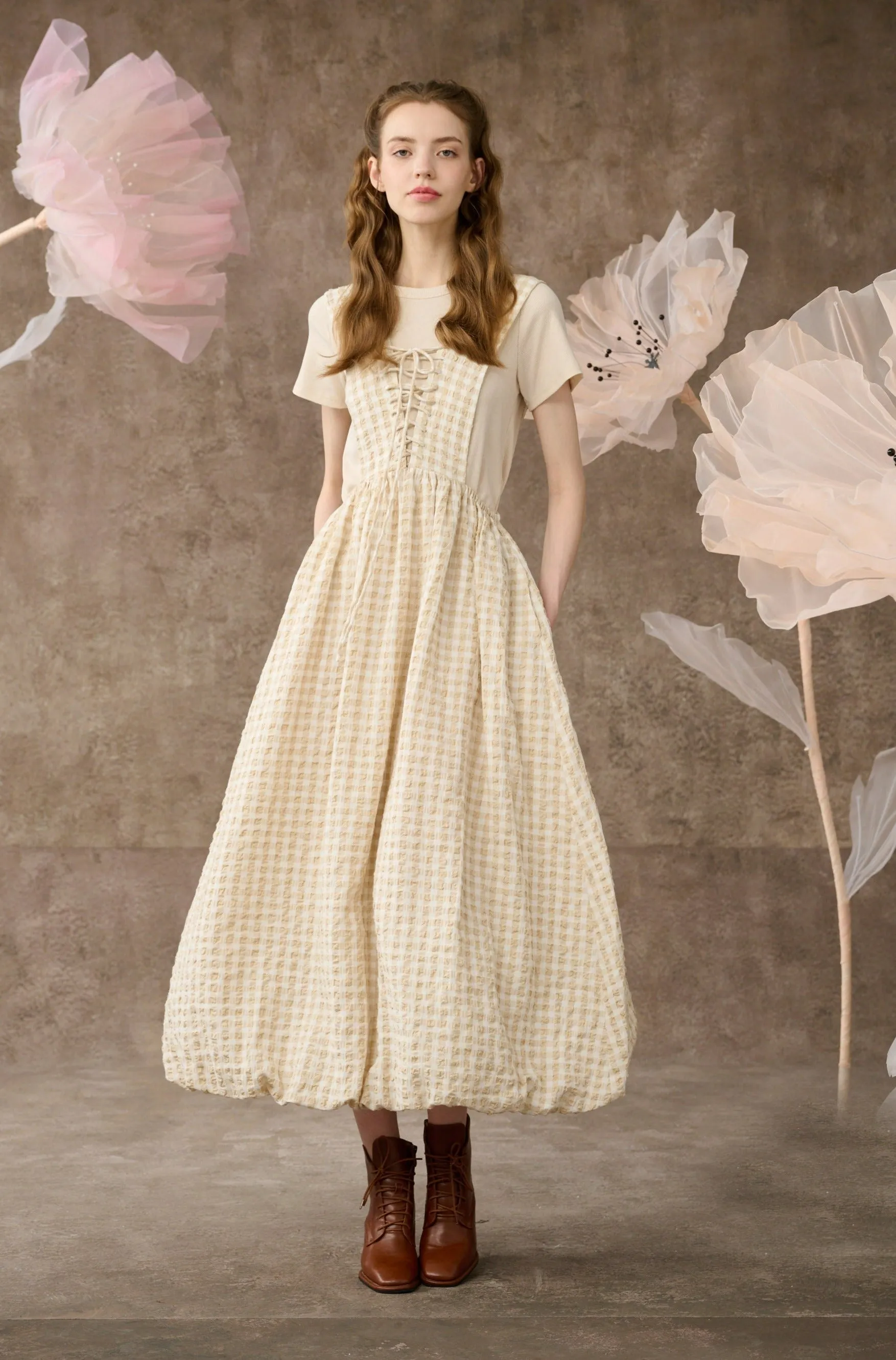 Poet's jasmine 31| lace-up pinafore linen dress in cream