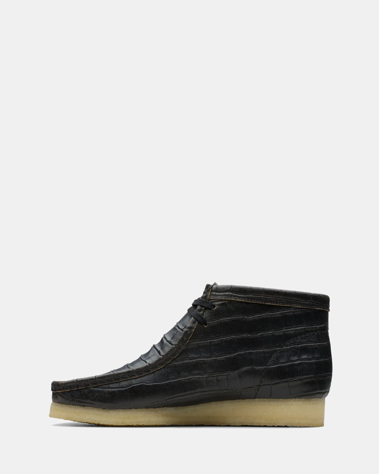 Wallabee Boot (M) Blkcroc Distress