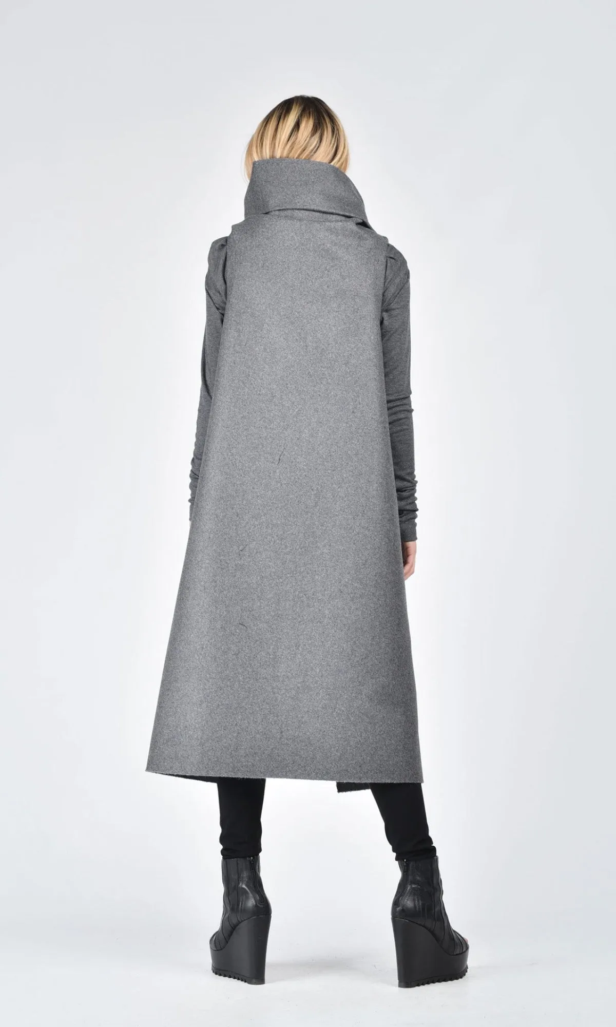 Wool Felt Sleeveless Coat